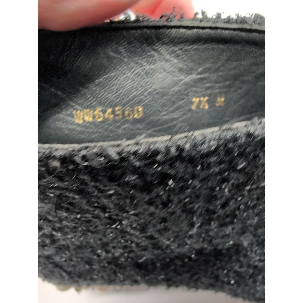Stuart Weitzman Pearl Bacari Black Velvet Booties Size 7.5‎